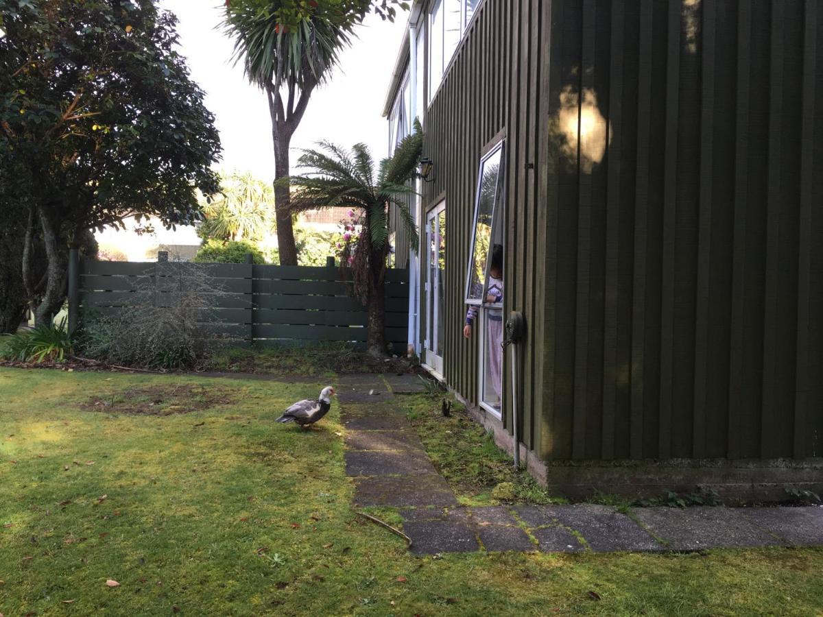 Water'S Edge City Retreat Rotorua Exterior foto