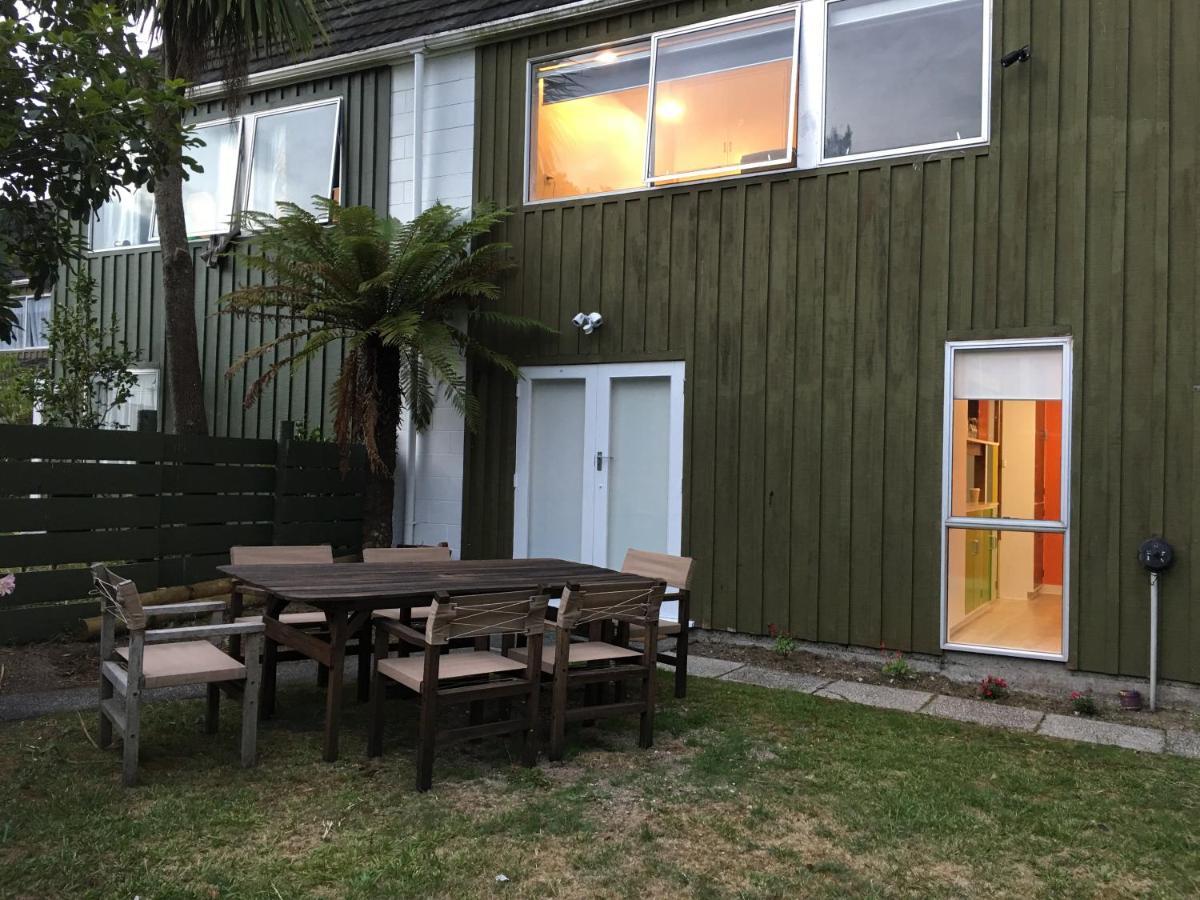 Water'S Edge City Retreat Rotorua Exterior foto
